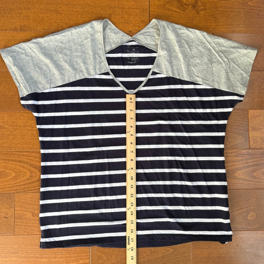 GAP Women's Striped V Neck T Shirt XL - Picture 9 of 9